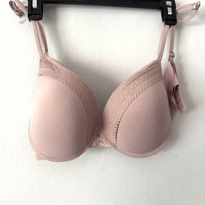 Lucky‎ Brand 38C Pastel Pink Push Up Lace Trim Satin Bra Feminine Flirty Preppy